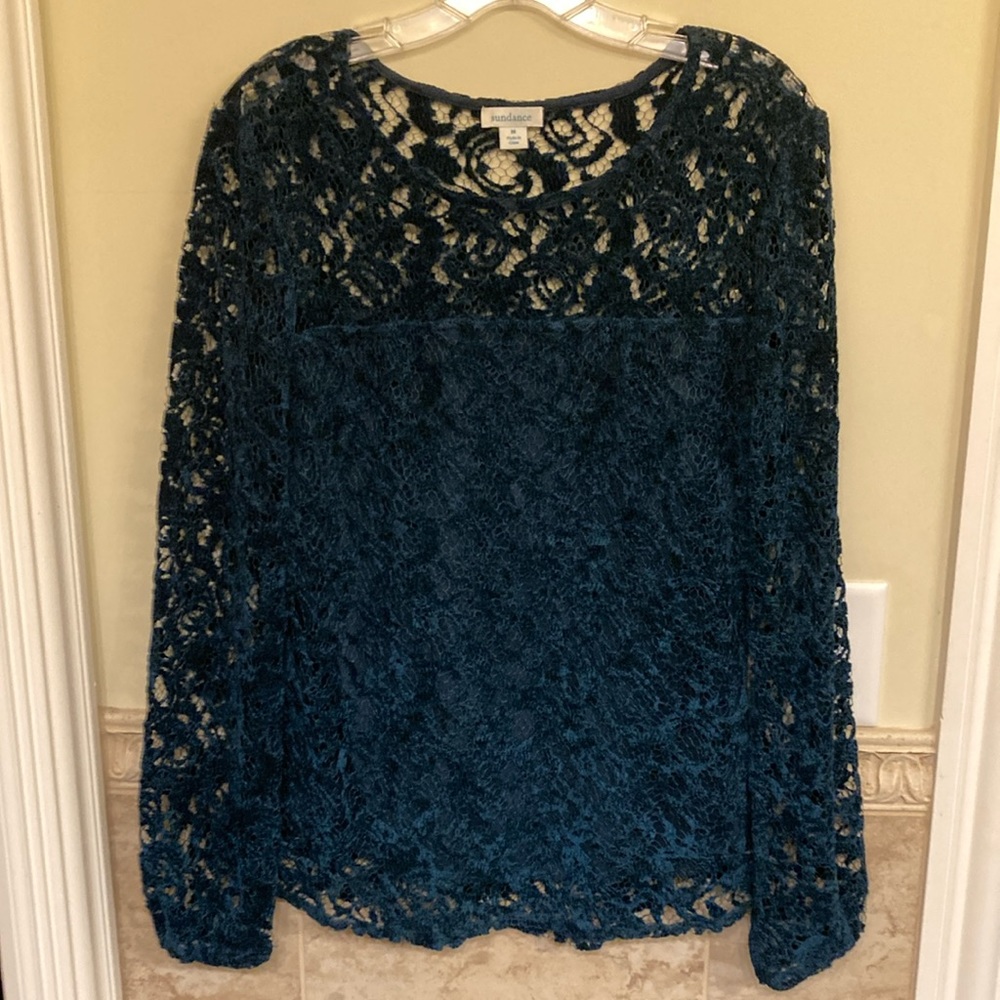 Sundance lace long sleeve top, medium. Pretty teal.